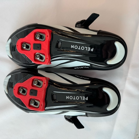 Peloton Black & Red Cycling Shoes with Cleats - Size 39 - Picture 12 of 12